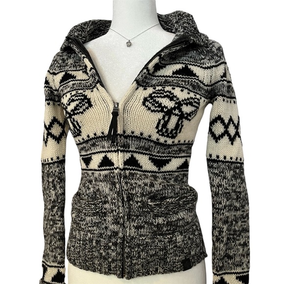 Tna cowichan black and cream lambswool knit zip up sweater - Picture 2 of 4